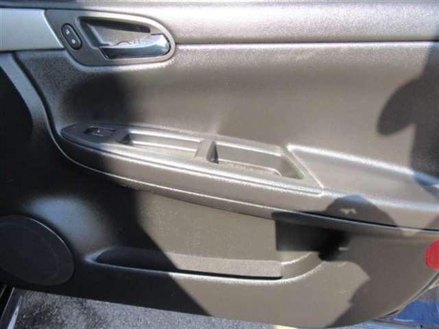 Chevrolet Impala 2010 photo 32